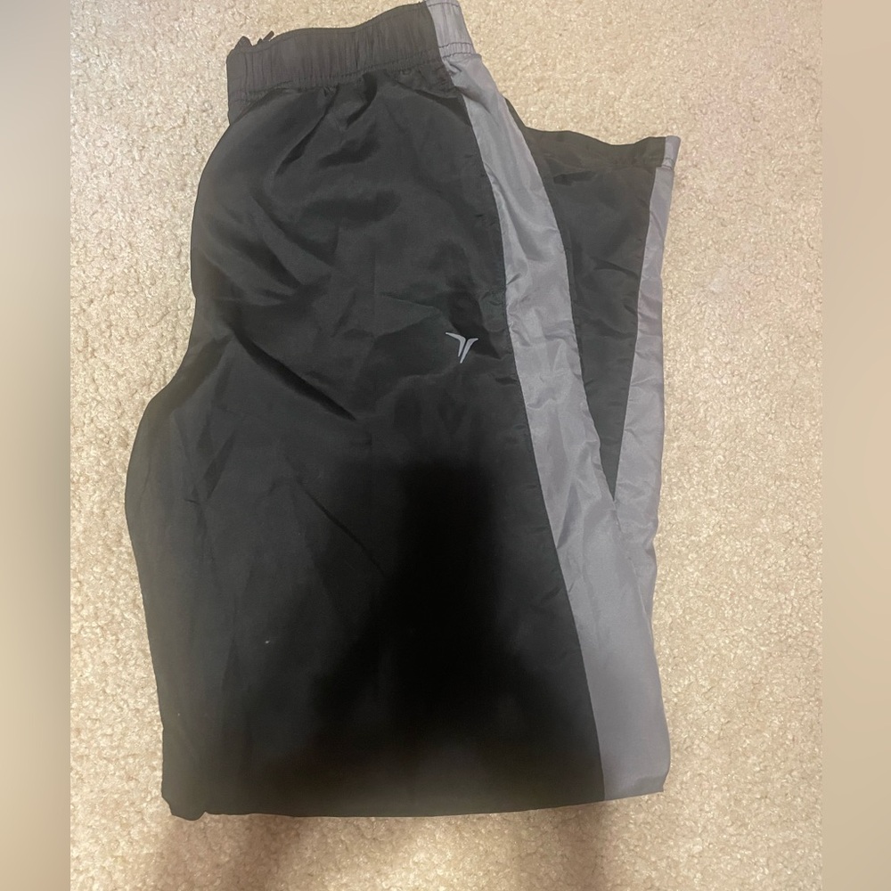 Old Navy Black and Gray athletic pants size Youth XL
